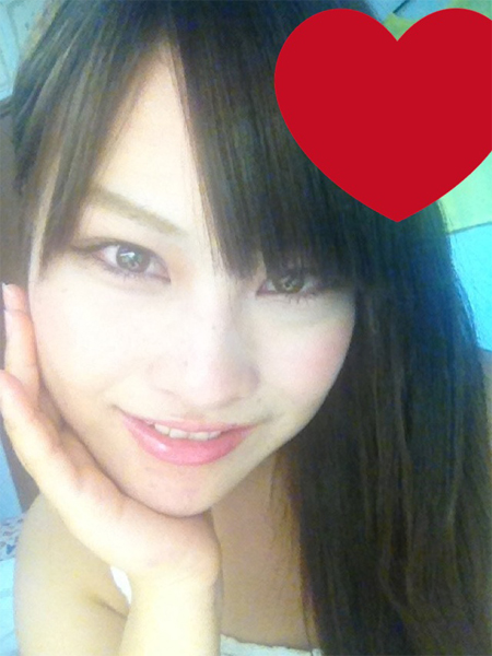 真似メイク,大政絢