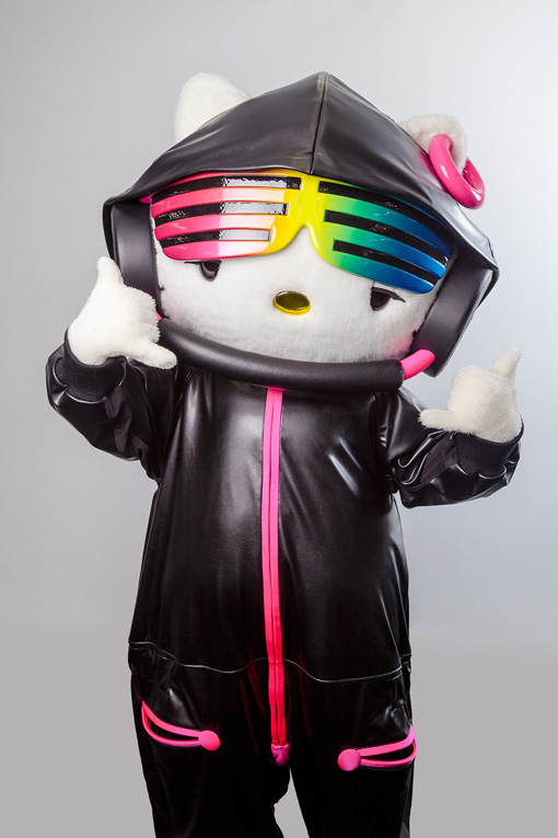 DJ HELLO KITTY