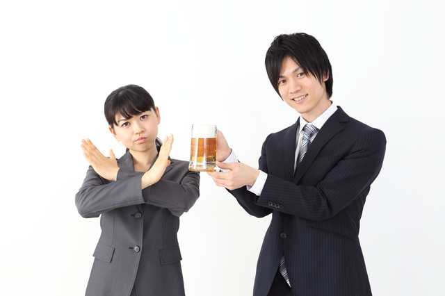 合コンでの「好きな有名人」男ウケが良い・悪いのは？（イメージ画像）