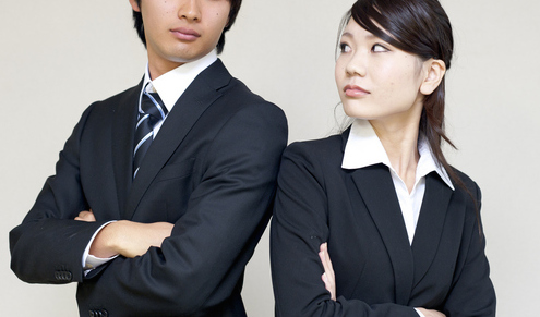 80%がウザいと回答　上司の“仲良しごっこ”は嫌われる