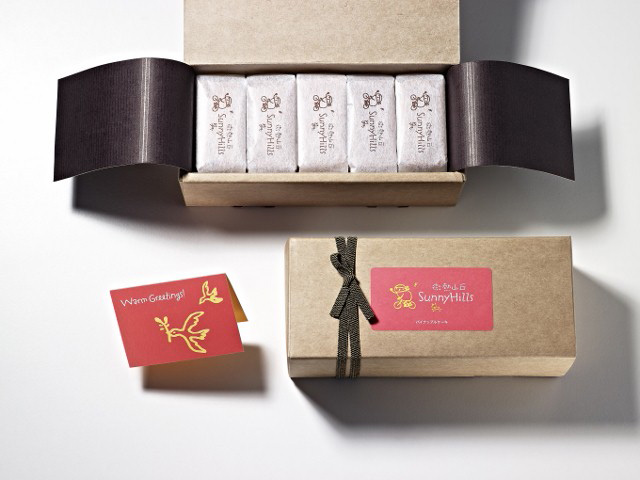 パイナップルケーキ