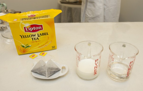 本格「アイスロイヤルミルクティー」材料