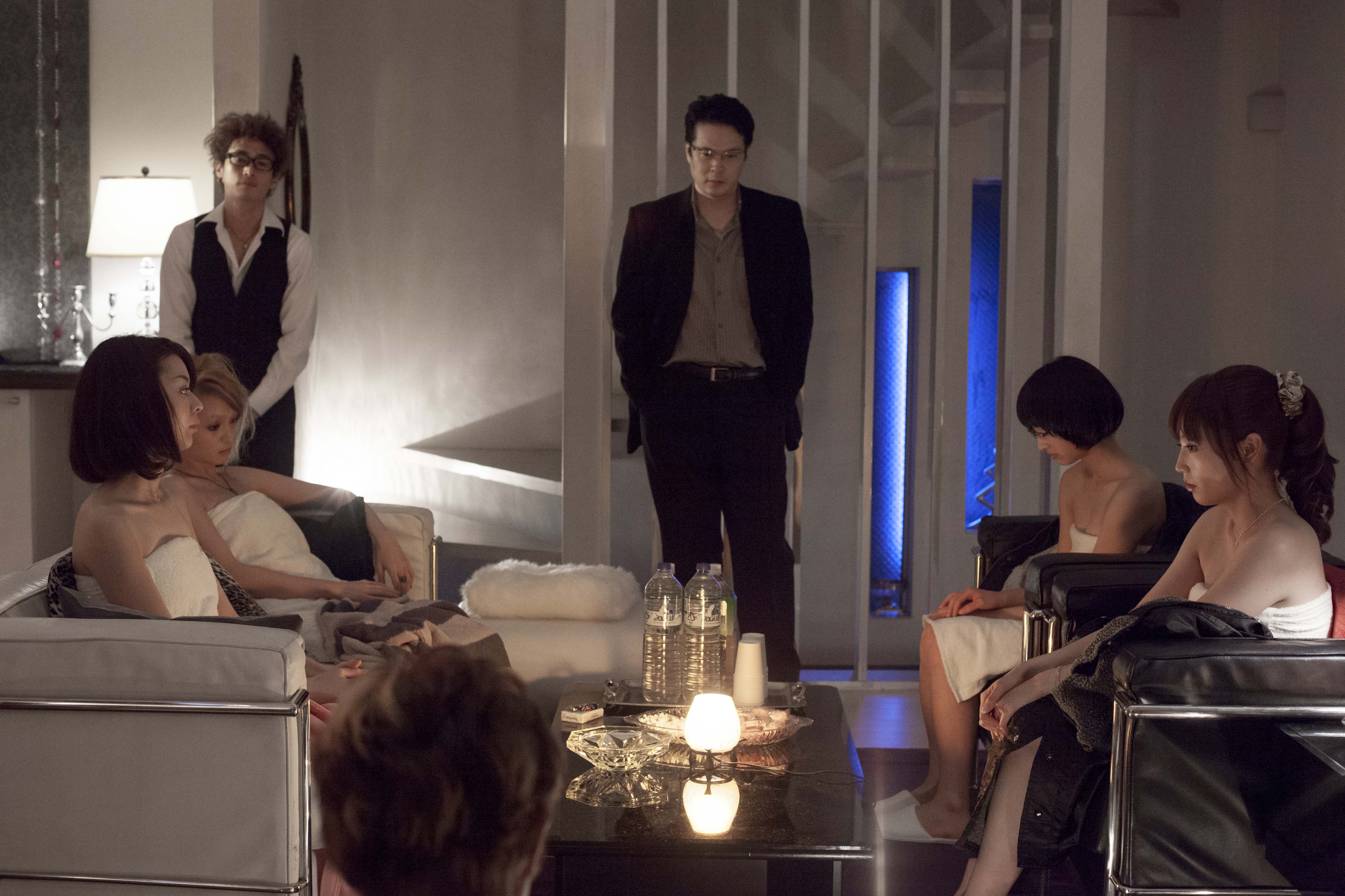 「愛の渦」より