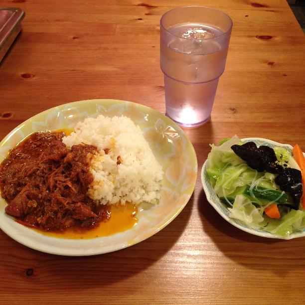 サリサリカリーとサラダ