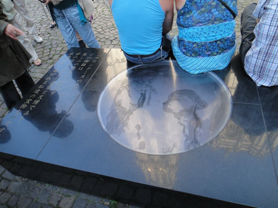 「フランダースの犬」の記念碑