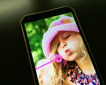 ARROWS NX F-02Gでギャラリーを鑑賞（1）