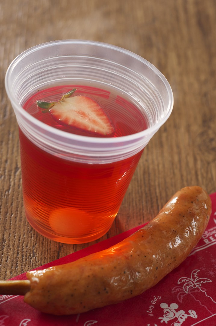 ホットワイン 骨付きソーセージ