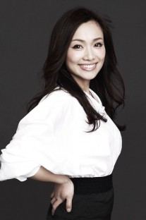 「胸は揉むと大きくなる」は本当だった! おっぱい番長直伝の乳トレとは? 朝井麗華氏