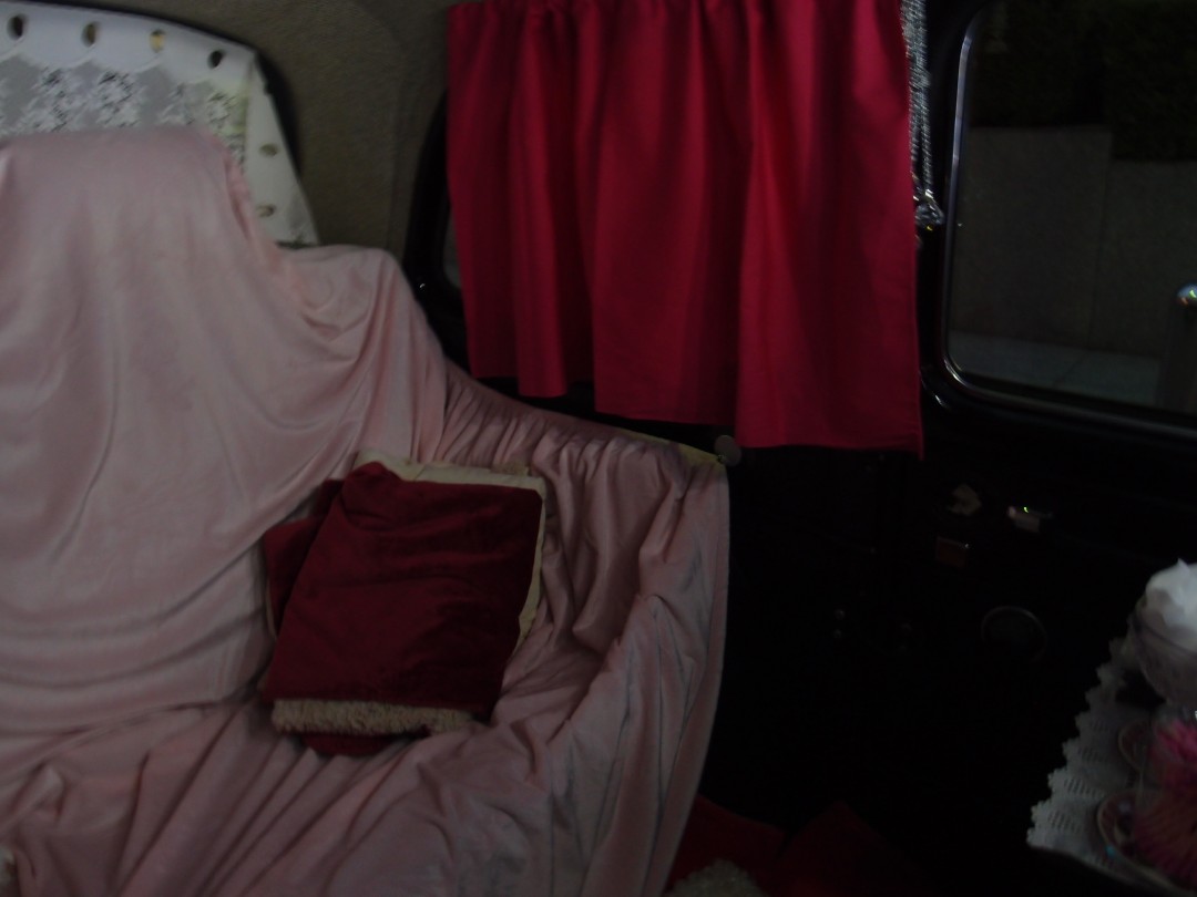 ピンクのBifesTAXI（2）