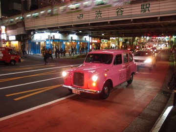 ピンクのBifesTAXI（6）