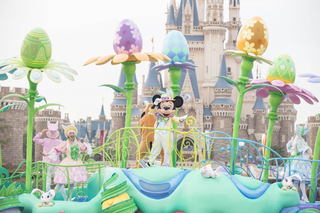 「ディズニー・イースター」のパレードの様子