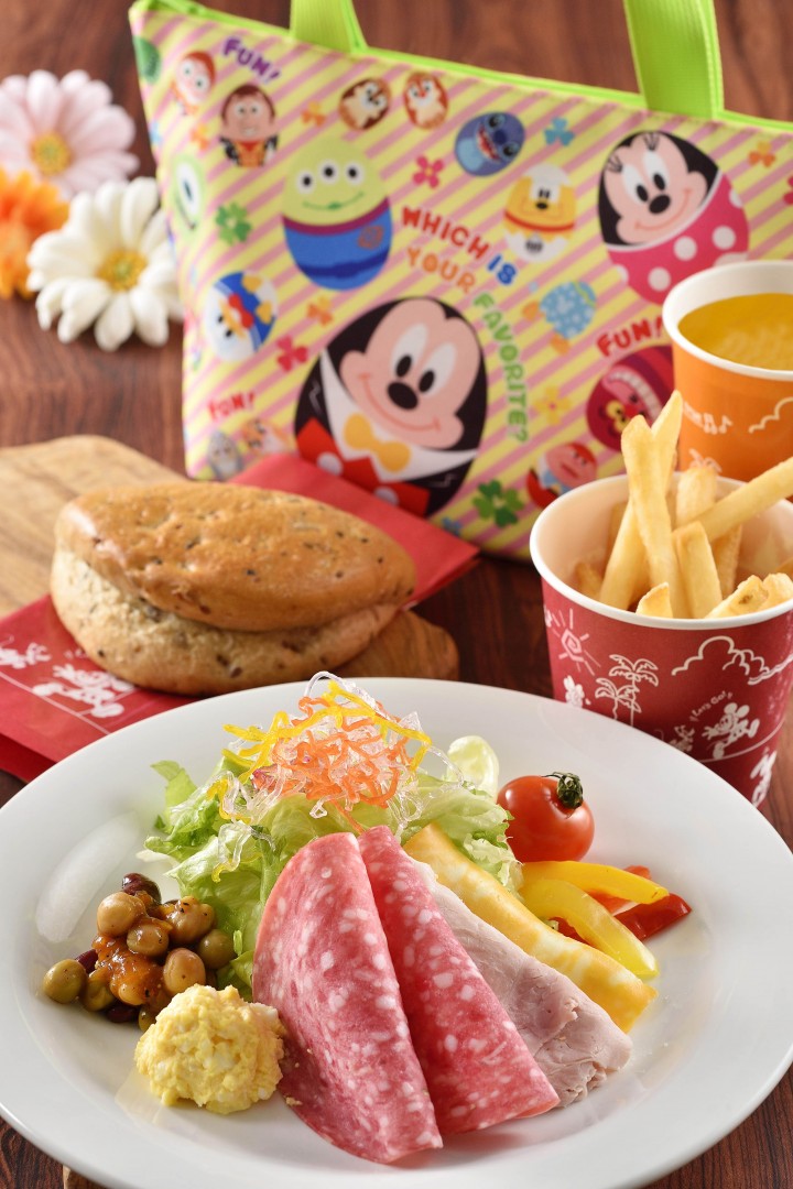 スペシャルセット、スーベニアランチケース付き