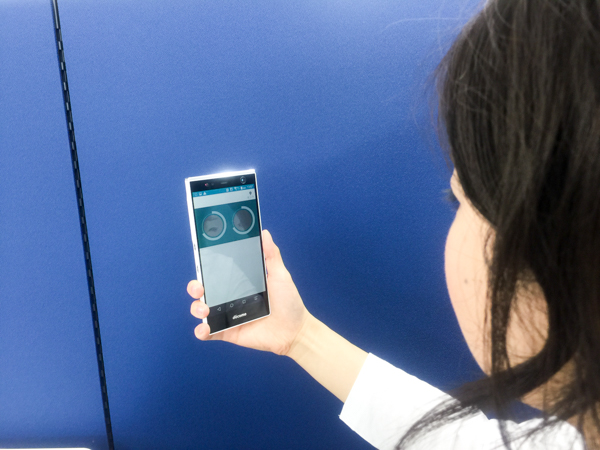 ARROWS NX F-04G（写真2）