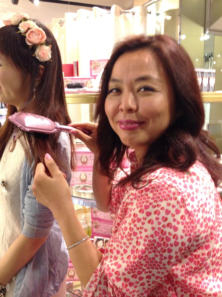 ビューティークリエイターTAKAKOさん