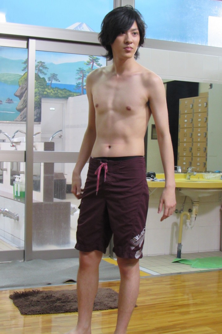 水着姿も爽やか