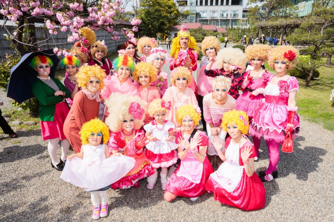 MIYAさんに扮したファンたち