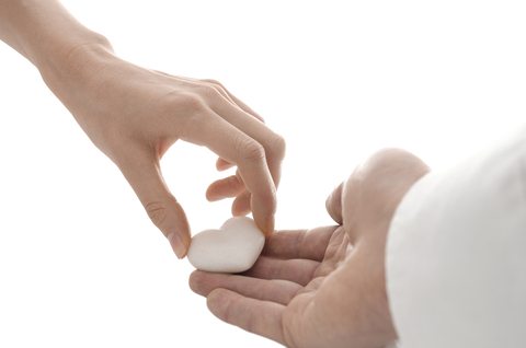 シングルマザーは他人の夫で孤独を埋める