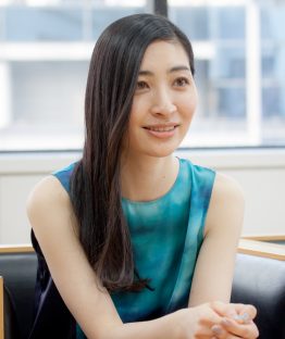 ヒロイン・草薙素子役の坂本真綾さん ヒロイン・草薙素子役の坂本真綾さん