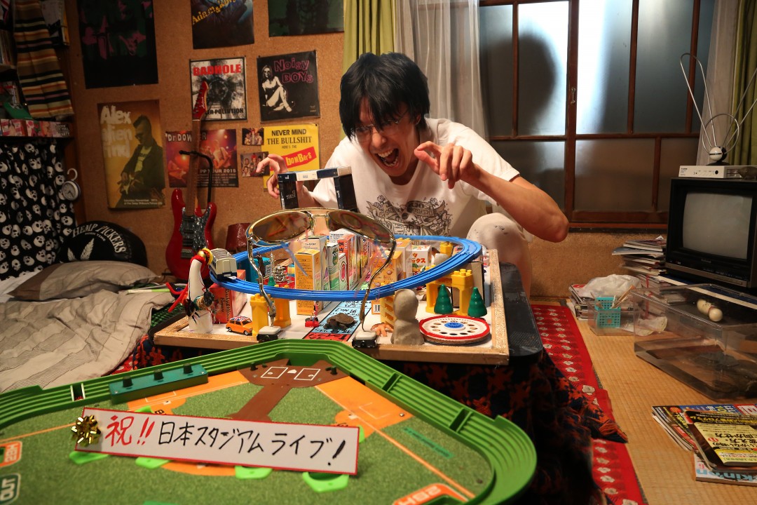 『ラブ＆ピース』より_1