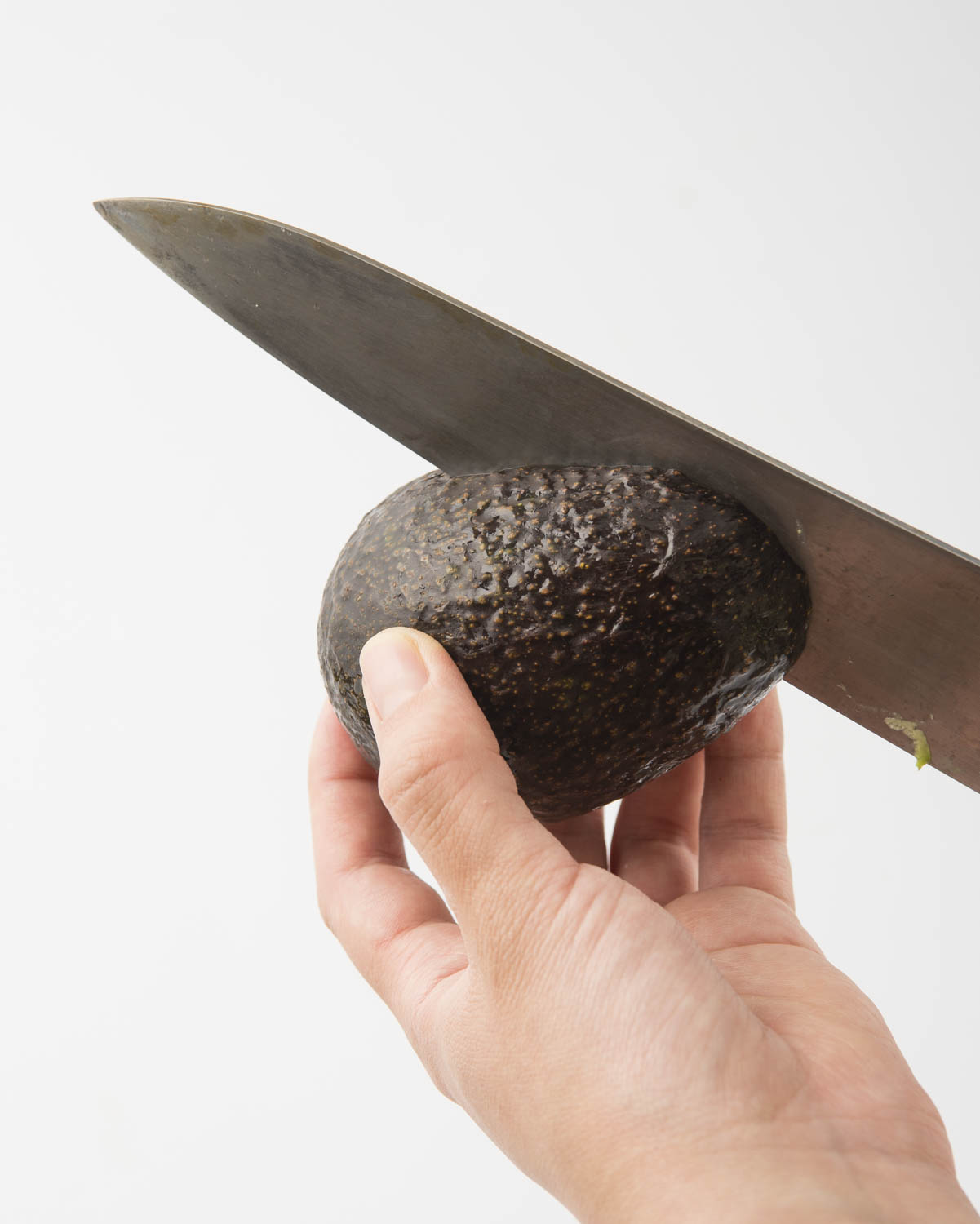 アボカドをカット