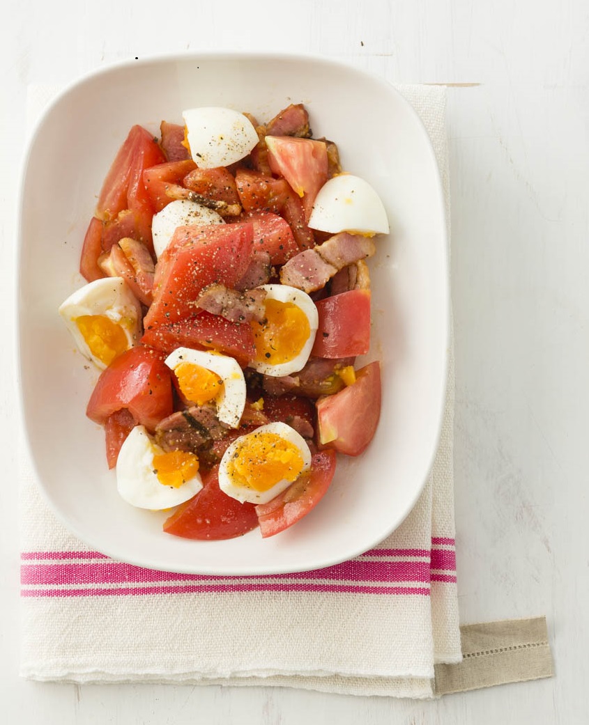 カリカリベーコンのトマトサラダ