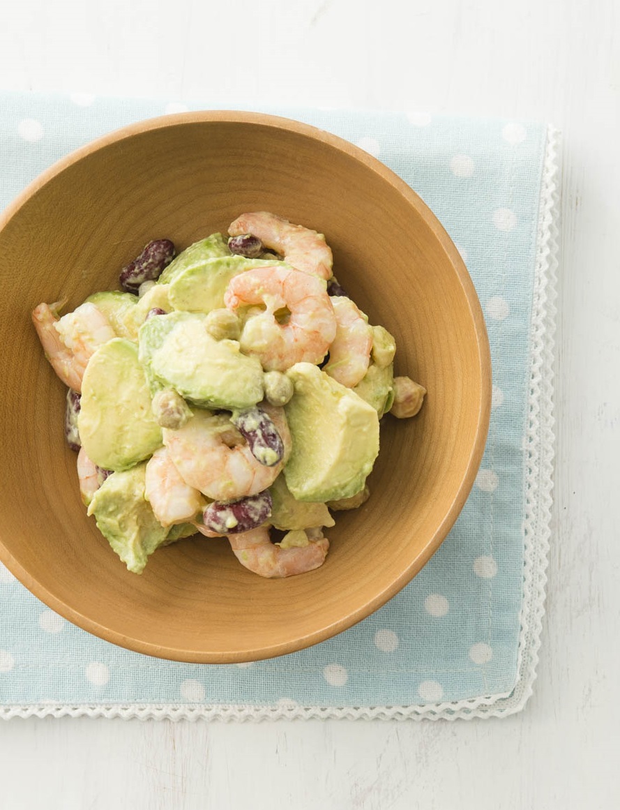 アボカドとエビのビーンズサラダ