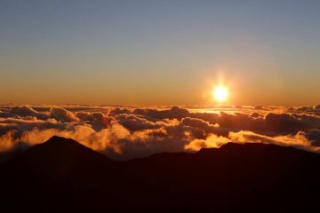 “聖なる山”ハレアカラのサンライズ “聖なる山”ハレアカラのサンライズ