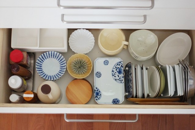 食器は全種類見せ