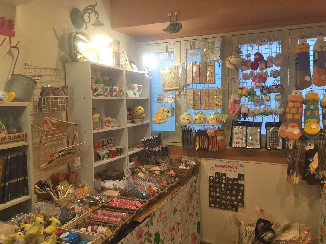 ことりカフェの鳥グッズ