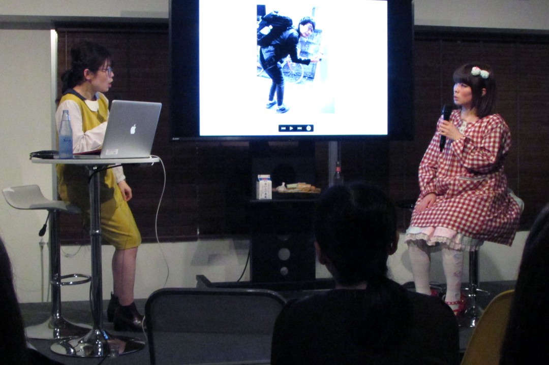 めがねちゃん（左）と、ゲストのロリィタ族（右）