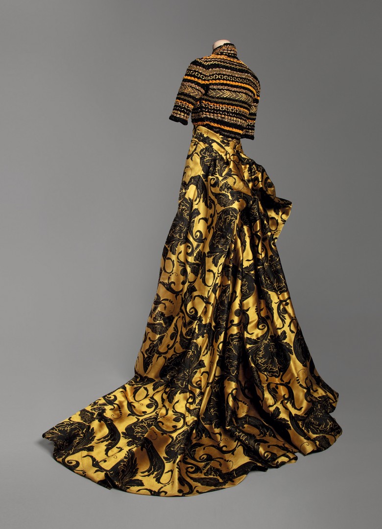 クリスチャン・ラクロワ イヴニング・アンサンブル 《クー・ド・ルーリ》 1991年秋冬 ガリエラ宮パリ市立モード美術館蔵 ©Katerina Jebb @mfilomeno.com
