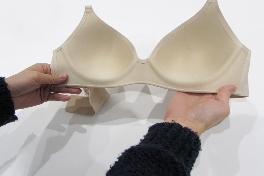 ワイヤレスブラ ビューティーライト2