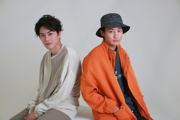 間宮祥太朗くん(左)と野村周平くん 間宮祥太朗くん(左)と野村周平くん
