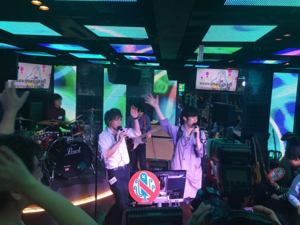 「ピロリ菌のうた」を西野さんと