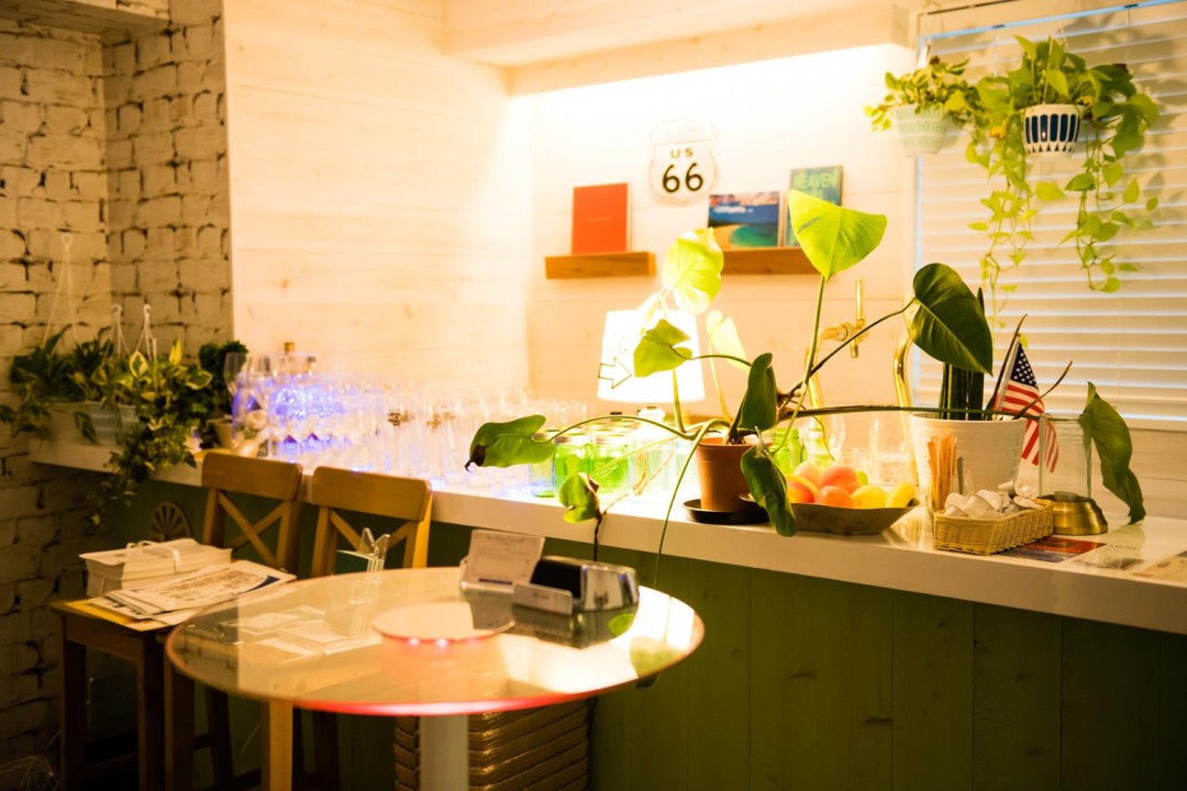 ロハス池袋バーカウンター