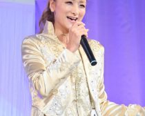 WEB賞綺華れいさん(37歳)元タカラヅカジェンヌ