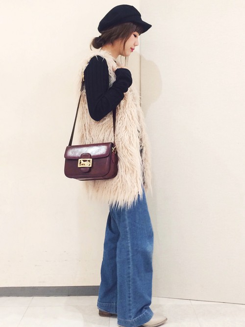 ホワイトファーベスト