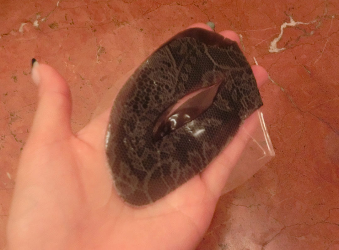 too cool for schoolのグラムロック・アブラカダブラマスク　開封