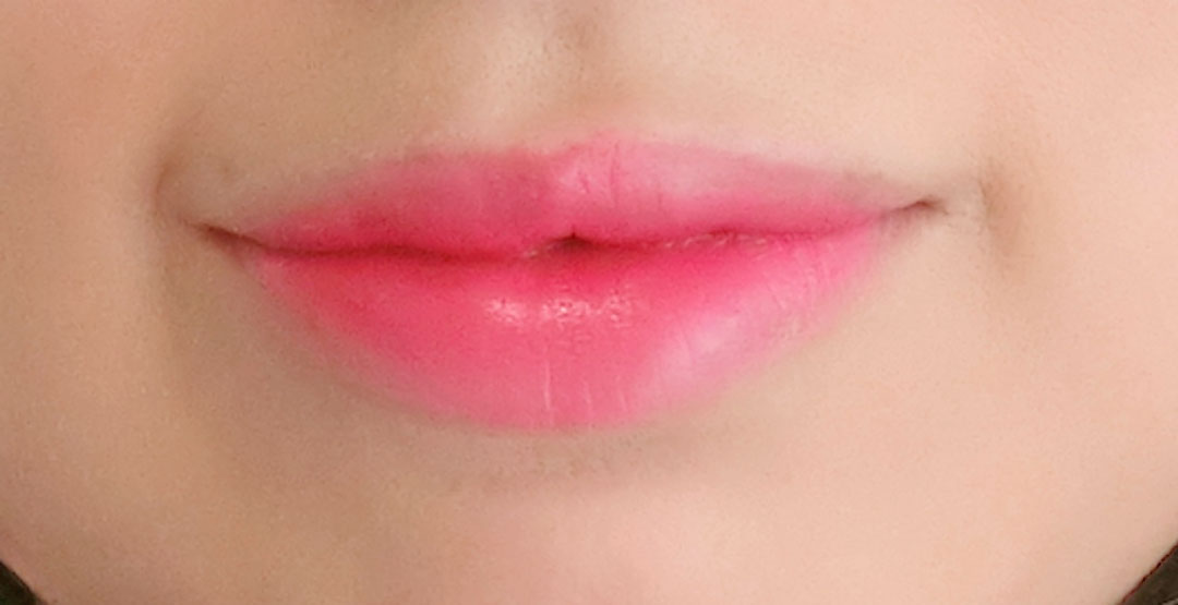 LANEIGEのTWO TONE LIP BAR 3