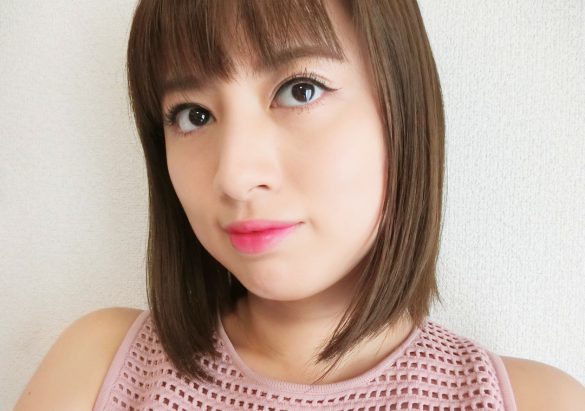 LANEIGEのTWO TONE LIP BAR 4