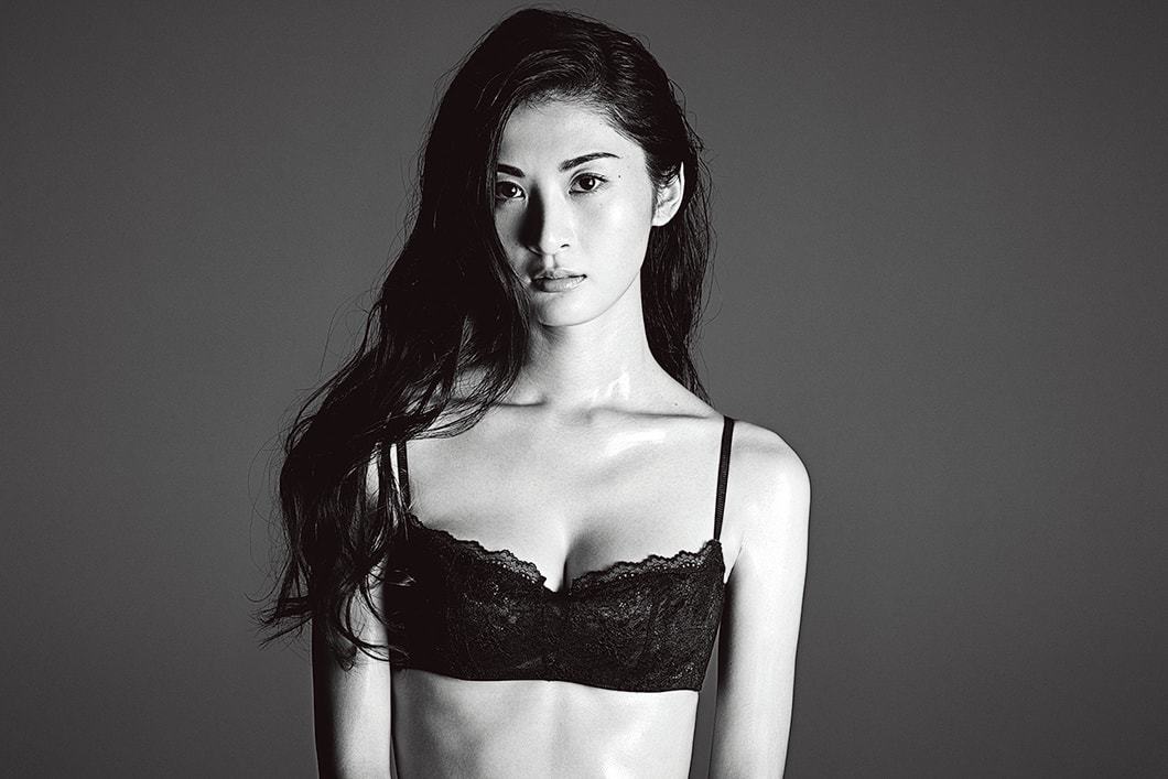 繭（タレント）