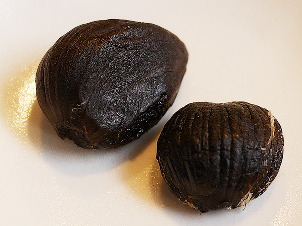 黒にんにく中身