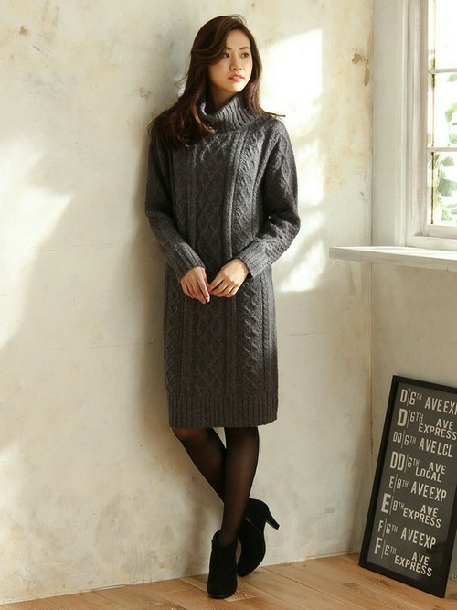 ケーブルニットワンピ
