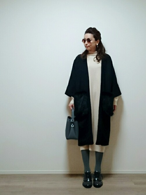 ニットワンピ×ロングアウター