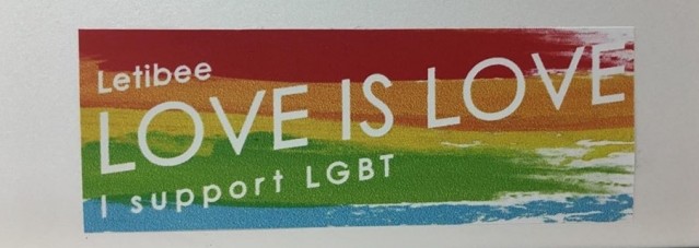 レインボーステッカー