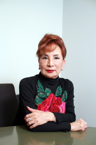 カルーセル麻紀さん_2