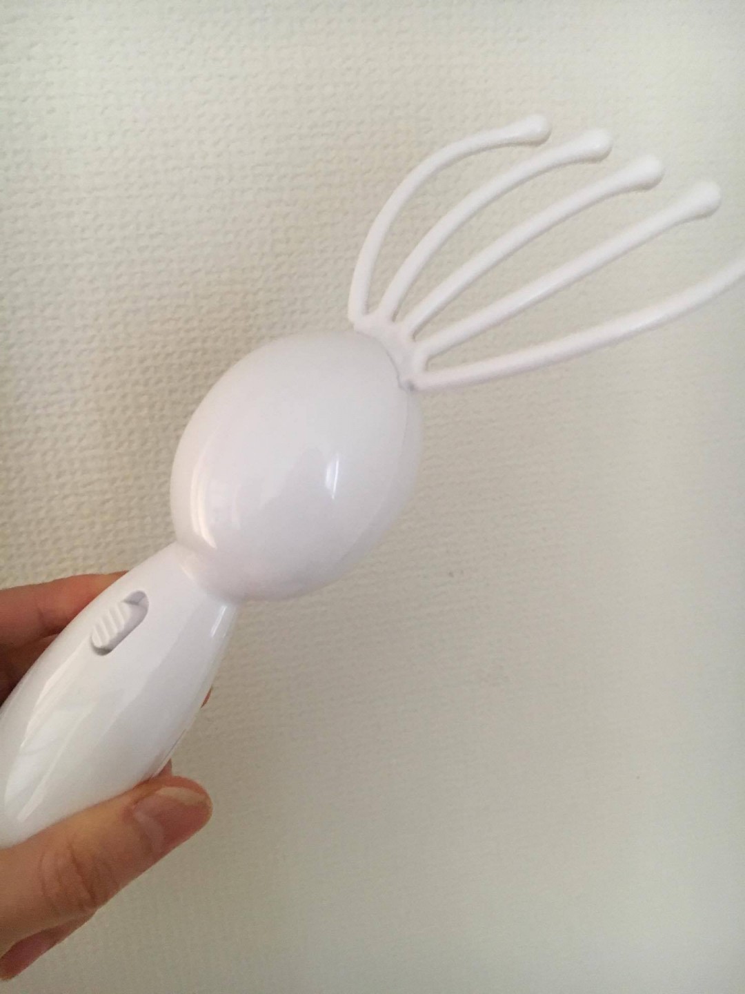 電動ヘアマッサージャー_2」
