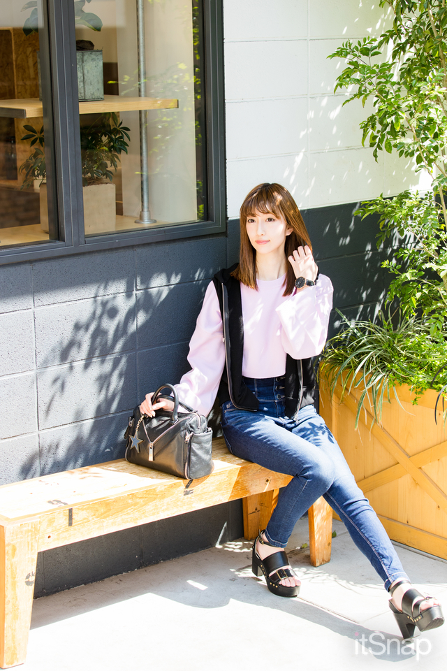 OL・高橋祐理香サン(166cm)