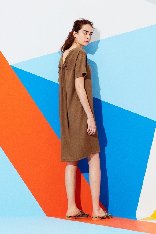 バックデザイン2