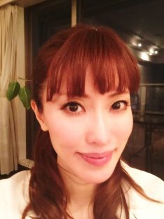 美容家・コスメプロデューサー咲丘恵美さん
